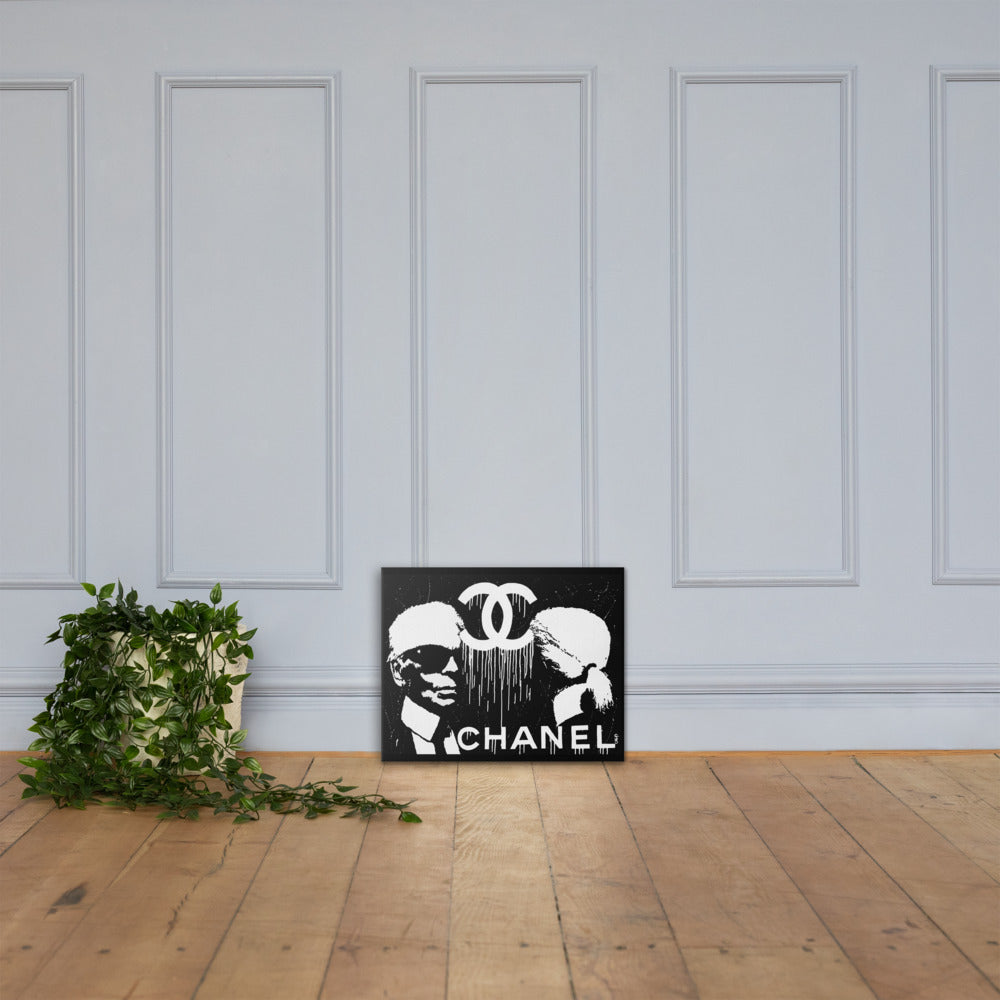 "Karl Lagerfeld-Label Whore"Canvas