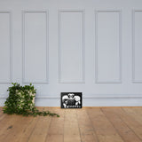 "Karl Lagerfeld-Label Whore"Canvas