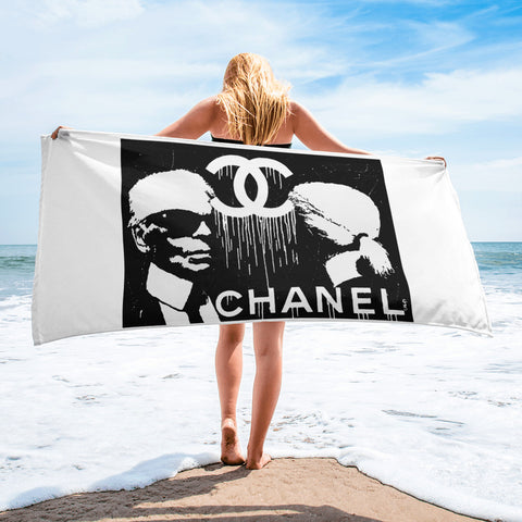 "Karl Lagerfeld- Label Whore" Towel