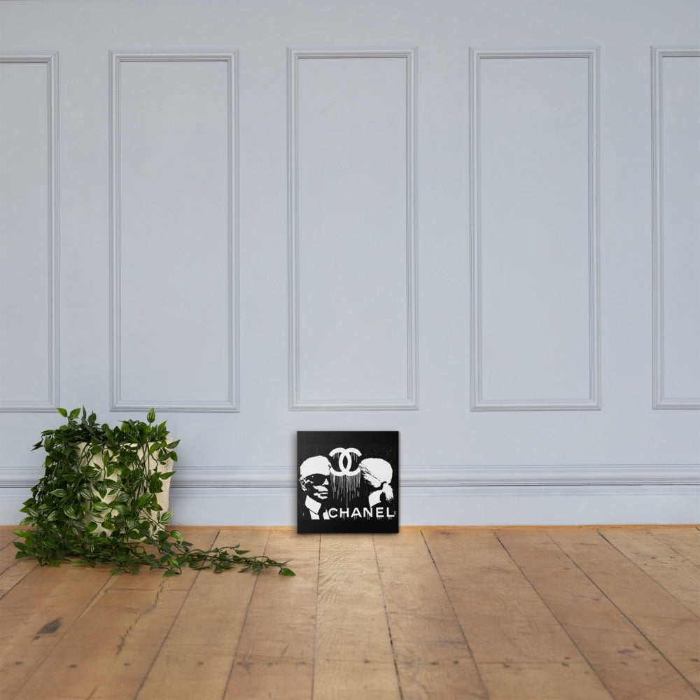 "Karl Lagerfeld-Label Whore"Canvas