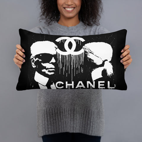 'Karl Lagerfeld-Label Whore" Basic Pillow
